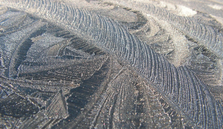 Během týdne se v Česku zase ochladí, může se objevit ledovka