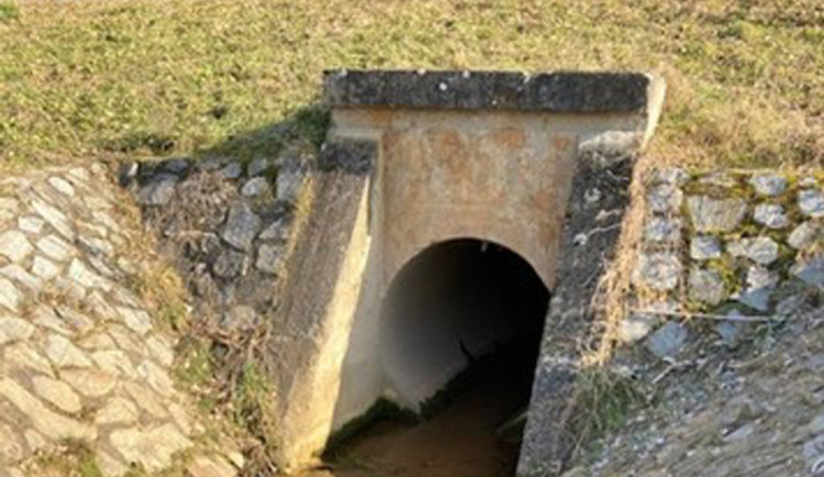 Město zvýší protipovodňová opatření. Odlehčovací komory opatří zpětnými klapkami