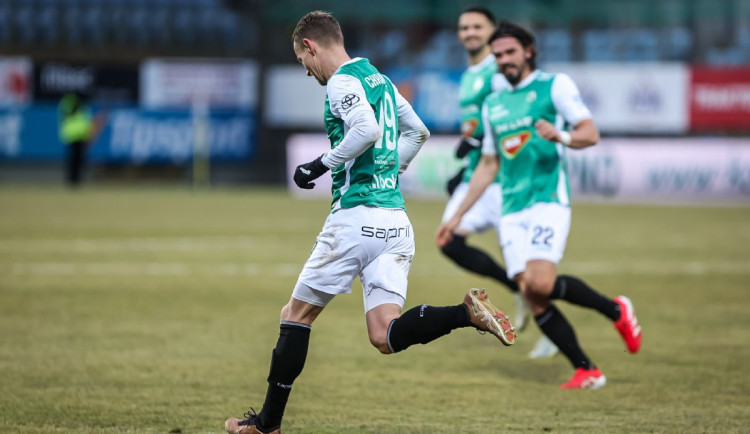 Jablonec v přesilovce vyhrál v Budějovicích 3:2. Jan Chramosta dal svůj 100. gól v lize