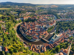 Český Krumlov plánuje severní obchvat, obyvatelé se obávají bourání domů