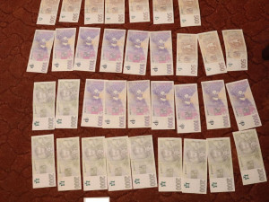 Pro jednadvacetiletého dealera si přišla kriminálka. Našla u něj pervitin i marihuanu