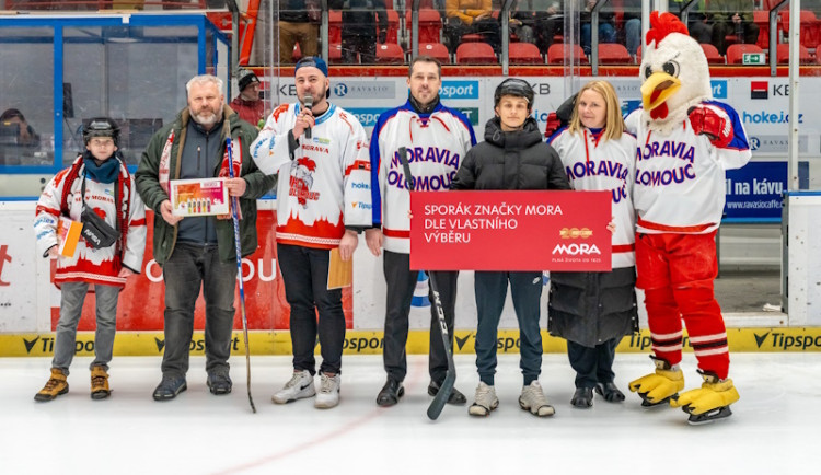 HC Olomouc oslavil 200 let značky MORA mimořádným utkáním