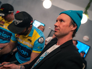 Vyprodaná Kotva přivítala účastníky Dakaru. Účast byla splněním snu, říká mladá reportérka