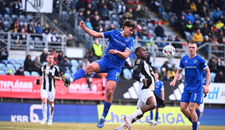 Fotbalisté Ostravy vyhráli v Českých Budějovicích 4:0 a upevnili si čtvrté místo