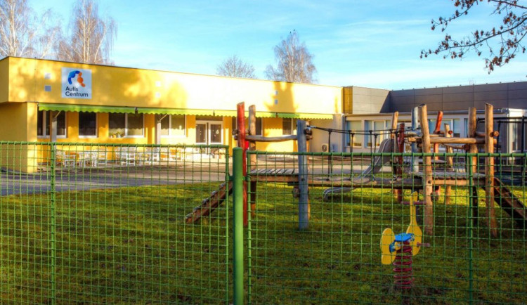 Českobudějovické Autis Centrum pomáhá dětem i dospělým s autismem a jejich rodinám