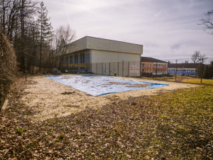 V Hluboké nad Vltavou postaví nový pavilon školy. Kapacitu navýší až o 250 dětí
