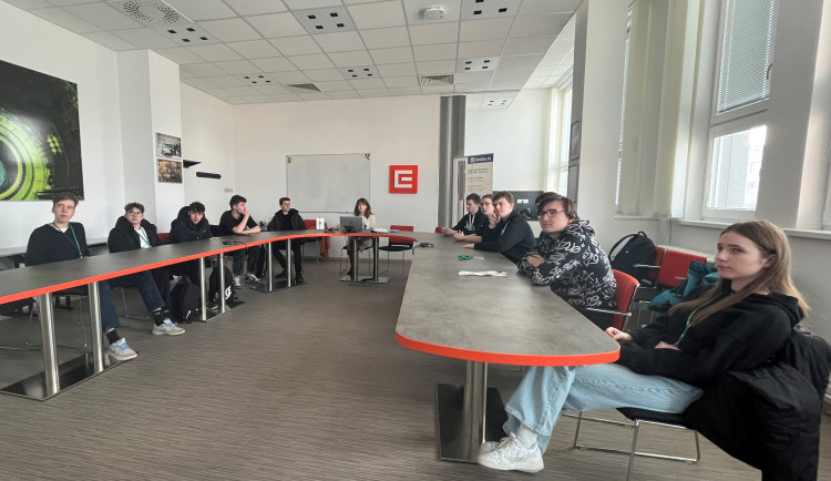 Českobudějovičtí středoškoláci získají jedinečný pohled do provozu Jaderné elektrárny Temelín