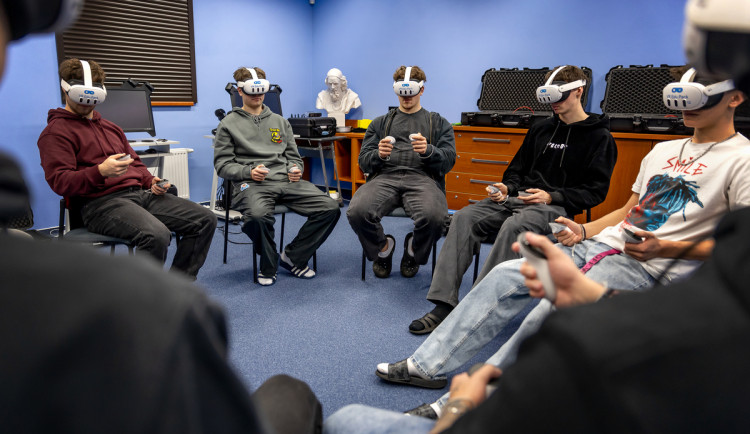 Jak Střední škola automobilní a technická v Českých Budějovicích mění výuku pomocí moderních technologií