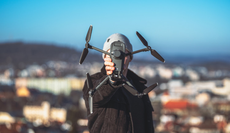 Daniel Terč proměnil svou zálibu v povolání. Se svými drony vám pomůže ušetřit čas i peníze