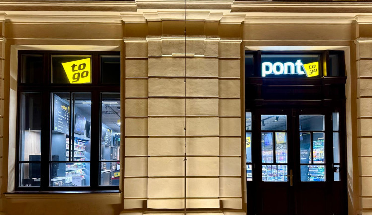 Nová automatizovaná prodejna 24/7 PONT to go na vlakovém nádraží v Budějcích