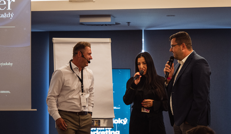 BUDE ples se blíží. V některých kategoriích zůstává už jen pár vstupenek