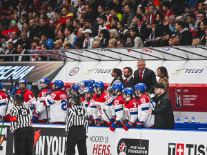 Hokejistky ve druhém utkání na domácím mistrovství podlehly favorizovaným USA 0:4