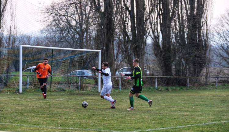 Liberecká devátá liga: Ruprechtice zničily Zdislavu, přestřelka ve Václavicích