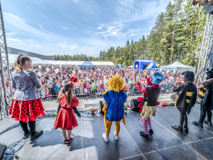 Firma HAUSER pořádá Den otevřených dveří: Koncert kapely Slza a mnoho dalšího!