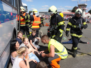 Složky IZS oslaví 80 let od konce války ukázkami techniky a záchranných akcí