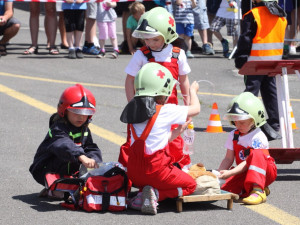 Složky IZS oslaví 80 let od konce války ukázkami techniky a záchranných akcí