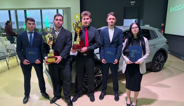 Žáci VOŠ a SPŠ automobilní a technické opět ovládli soutěž Autoopravář Junior