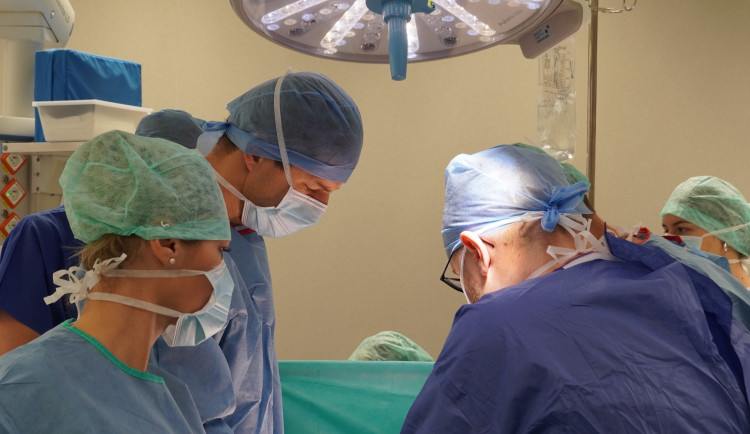 Do nemocnice na 24 hodin? Šternberk a Přerov zavedly jednodenní lůžkovou péči