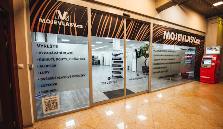 Vlasové pokožce i vlasům často chybí cílená a odborná péče. S problémy pomůže nová značka Mojevlasy.cz