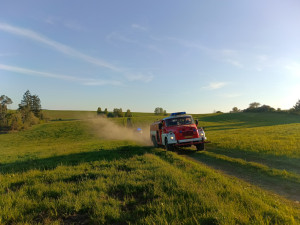 Kvůli požáru lesní hrabanky na Táborsku vyhlásili hasiči třetí stupeň požárního poplachu