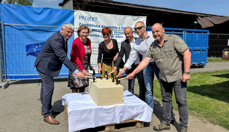 V Hořicích vznikne nový školní statek. Zajistí špičkové prostředí