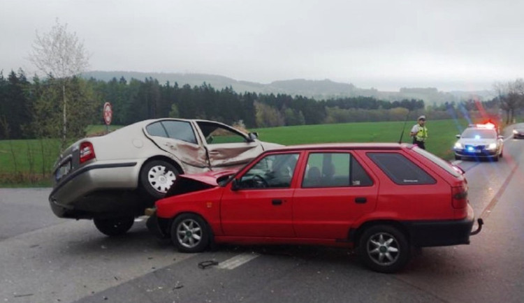 V dubnu na silnicích Vysočiny zemřeli dva lidé. Nejtragičtější byl závěr měsíce