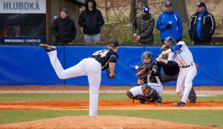 Hluboká posiluje. Přijďte si užít špičkový baseball i nové hvězdy