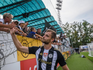 Slovenský obránce Križan končí v Dynamu. Očekávání klubu nenaplnil