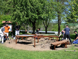 Žáci čtyř středních píseckých škol vybudovali vlastní studentský park