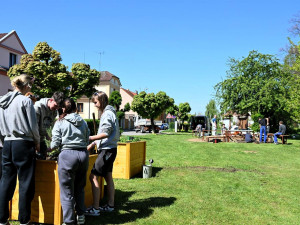 Žáci čtyř středních píseckých škol vybudovali vlastní studentský park