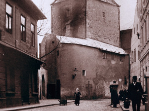 DRBNA HISTORIČKA: Jak vypadala Kněžská ulice, když Budějovice chránily hradby a bašty