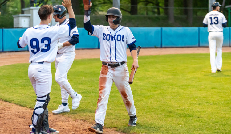 Maminky slaví s baseballem. Sokol Hluboká chystá dárky pro každou z nich