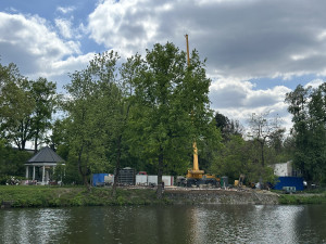 Místo zapáchající kanalizace bude nový parket, Háječek bude opět o něco útulnější