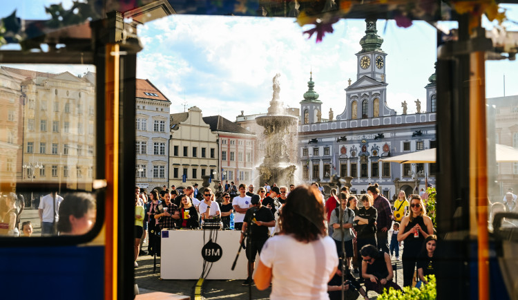 dan.kubat14@gmail.com +420774407608