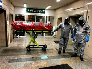 V táborské nemocnici přijali pacienta s vysoce nebezpečnou nákazou, zasahoval biohazard tým