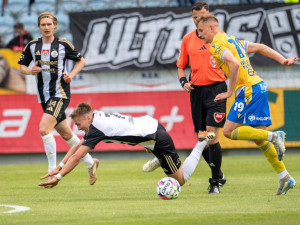 Fotbalisté Českých Budějovic v domácí ligové derniéře podlehli Teplicím 0:3