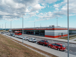 Třetí sezona právě startuje – Jihočeši opět letí z Budějc za sluncem