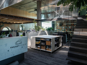 Projekt rekonstrukce a přístavby domu.