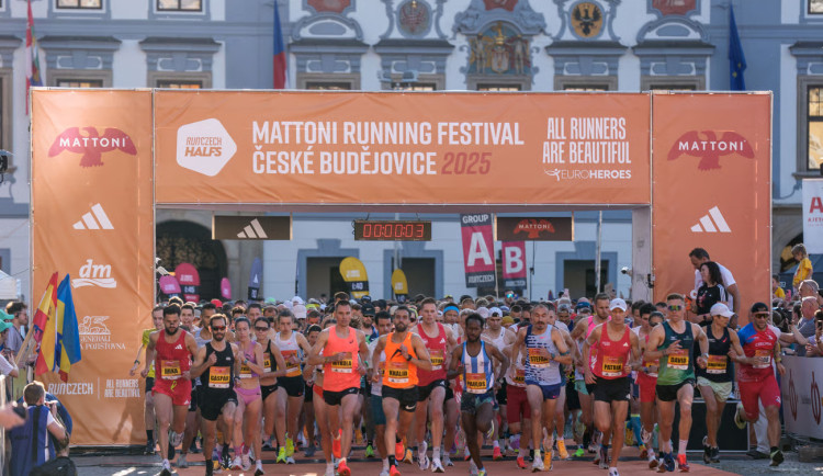 Českobudějovický půlmaraton ovládli Choukoud a Mazurenko. Vebr posunul český výkon