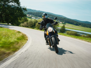 Na motorce v jižních Čechách: Zažijte volnost silnic, krásu krajiny a setkání