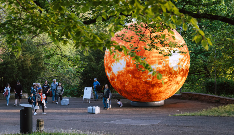 Zažijte, jak Strakonice zazáří: Hvězdná muzejní noc zve pod oblohu