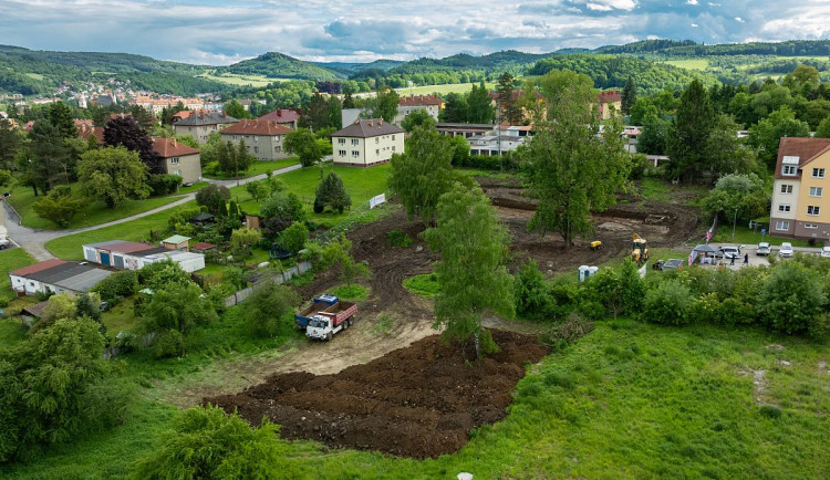 V Českém Krumlově začala výstavba městských bytů. Po dvaceti letech.