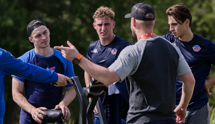 Motor má za sebou první měsíc letní přípravy