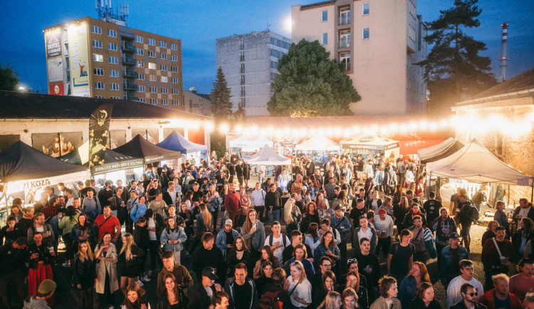 Festival minipivovarů Žíznivá Žižkárna začíná