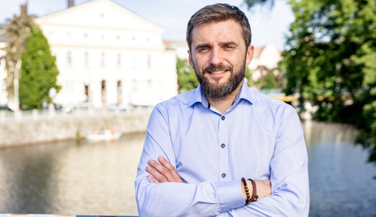 V čele hnutí Občané pro Budějovice nahradil Chovanec Thomu, jenž sám odešel