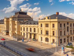 Nádraží, gloriet i malba. Podpořte tři obnovené jihočeské památky v soutěži
