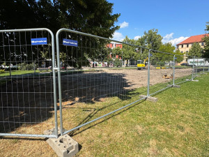 Na Palačáku roste nové dětské a workoutové hřiště. Hotové bude v létě