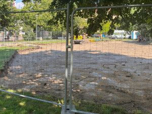 Na Palačáku roste nové dětské a workoutové hřiště. Hotové bude v létě