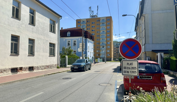 Ulici L. B. Schneidera čeká uzavírka, frekventovanou propojkou neprojedete téměř měsíc