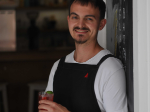 Když Ondra vyhrál, mně už nezbývalo, než obhájit taky. Dva budějčtí baristé jedou na mistrovství světa